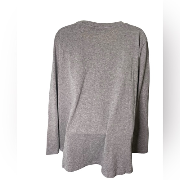 CJ Banks Gnome Print Long Sleeve Tee Holiday Graphic Gray 2X - Picture 2 of 6